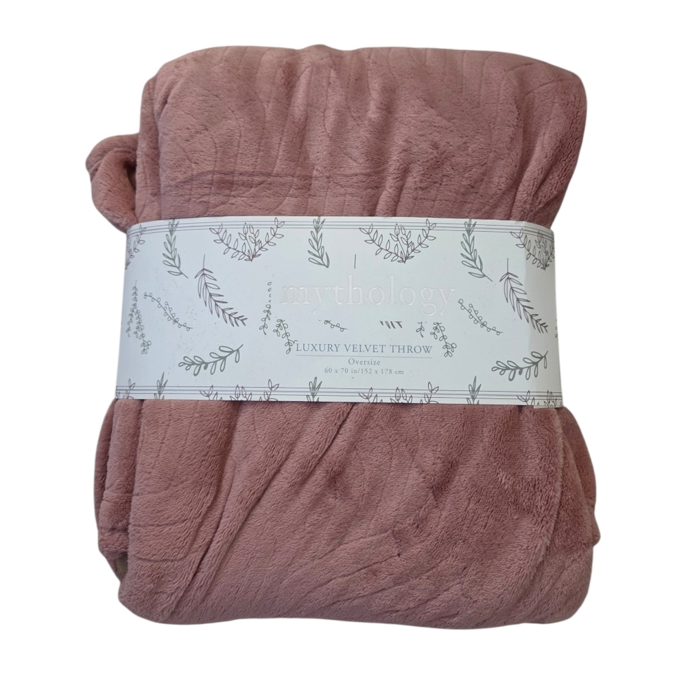 Mythology blush pink oversized luxury velvet throw, 60x70. NWT.